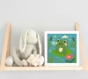 Vidám Békucska a Tavirózsán - gyerek számfestő készlet - Számfestő.hu - 20×20cm - keret nélkül